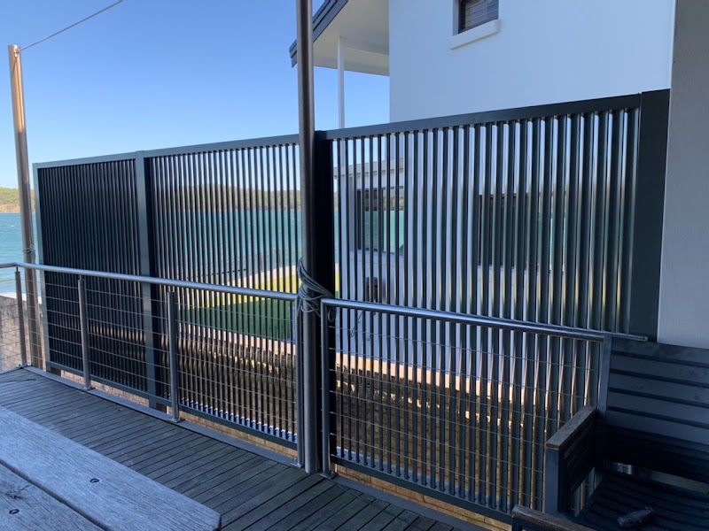 Aluminium Slat Fencing and Gates