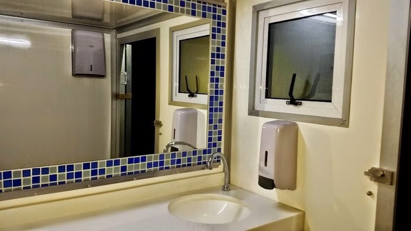 Backyard Bathrooms
