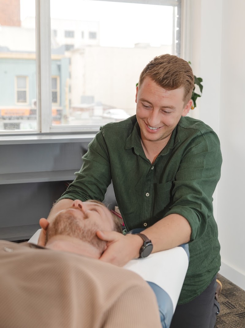 Healing Wave Chiropractic & Massage - Newcastle