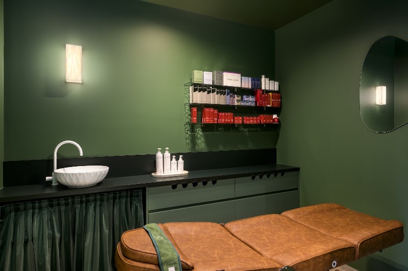 The Skin Bar