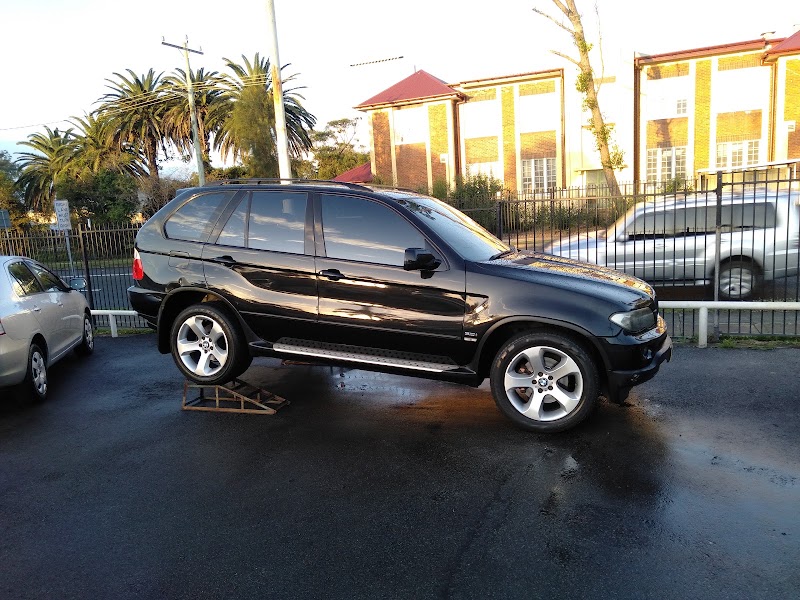 Waratah Auto Centre