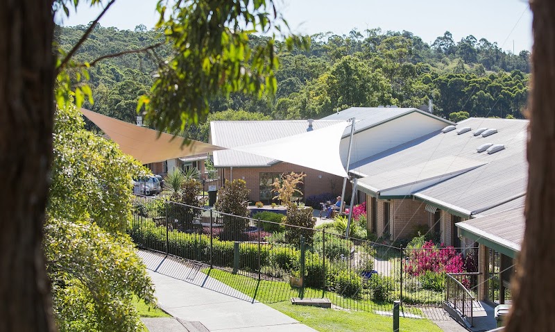 Woodlands, Woodlands Grove, Sarina Court, Ellimatta Village